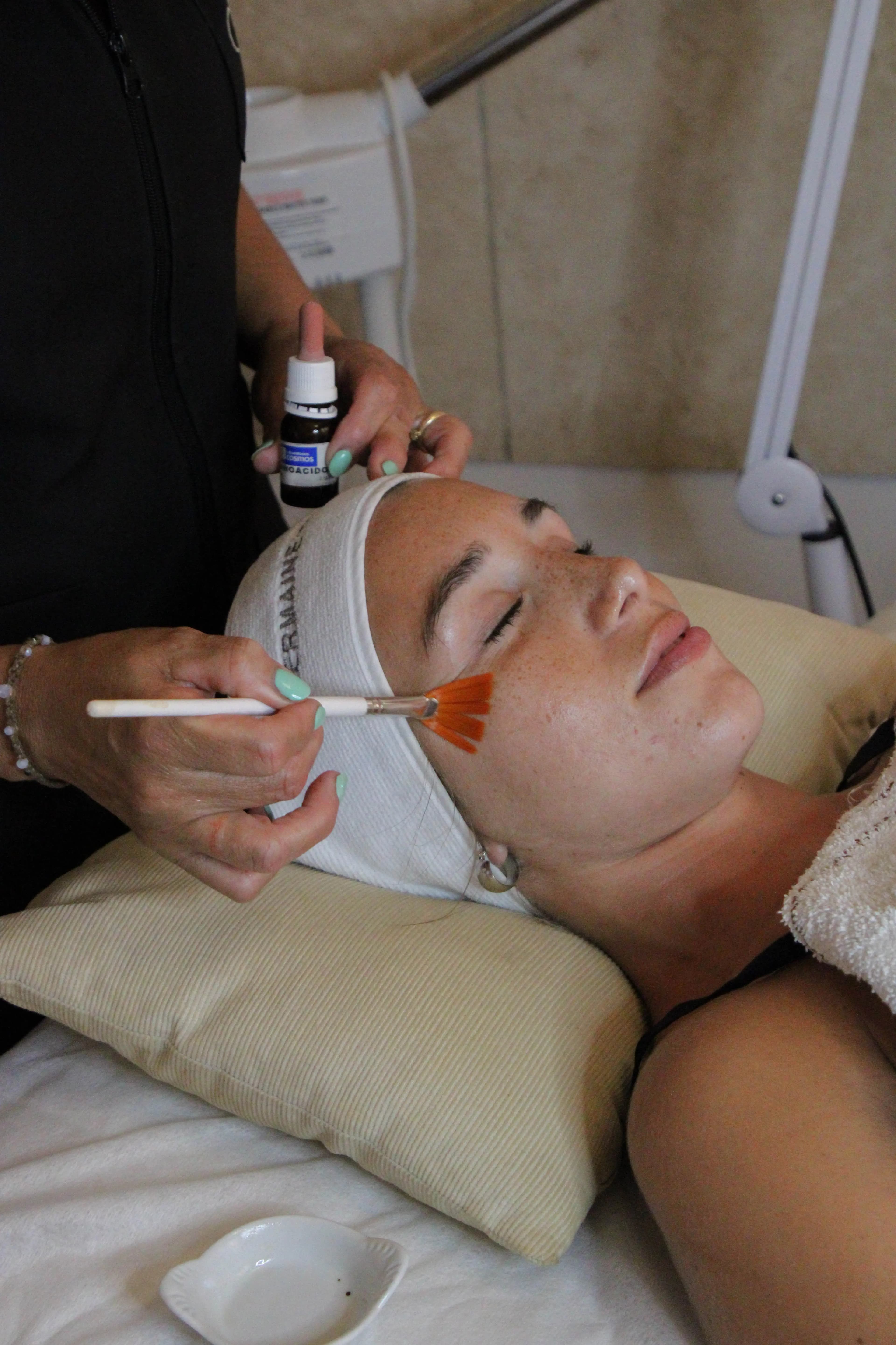 Peeling facial